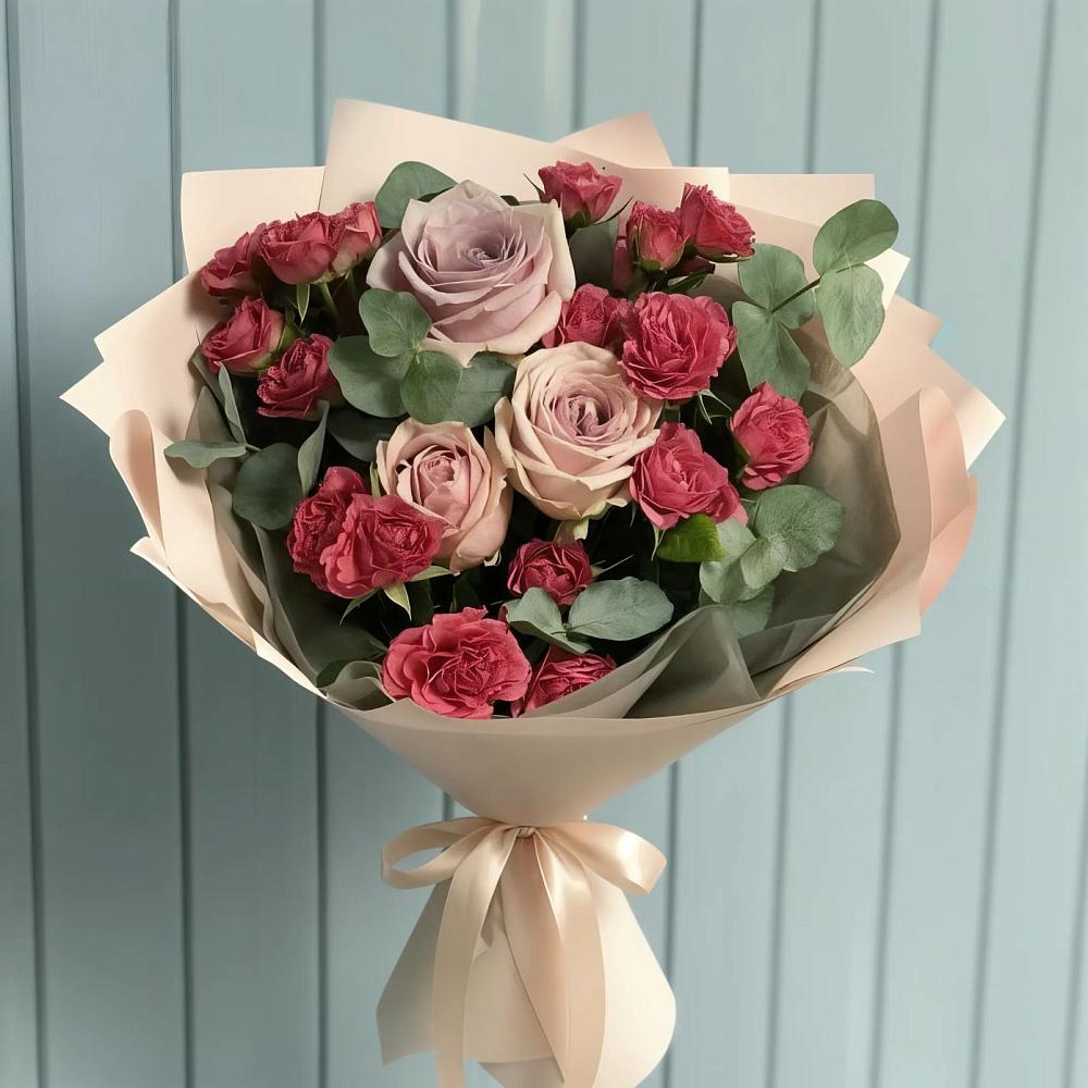Букет цветов из: Гвоздики и Розы в Протвино