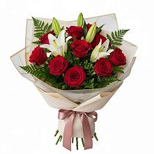 Букет цветов из:  Лилии и Розы в Протвино