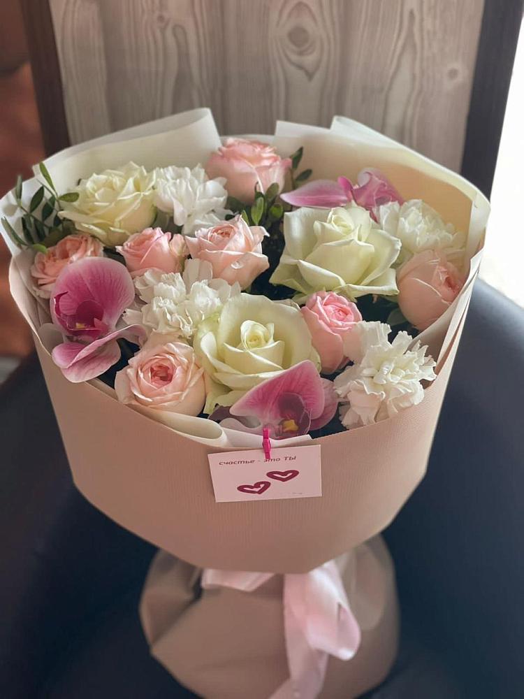 Букет цветов из: Орхидеи, Розы и Гвоздики в Протвино