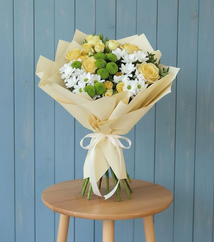 Букет цветов из: Хризантемы и Розы в Протвино