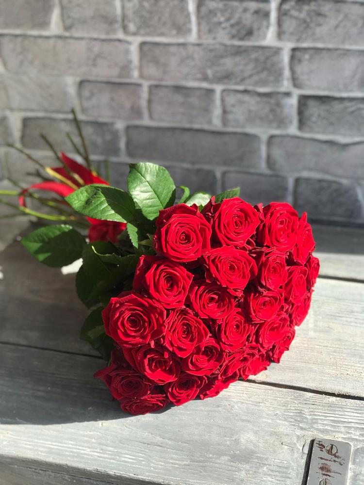 Букет Красные розы Фридом в Протвино