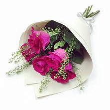Букет цветов из:  Розы в Протвино