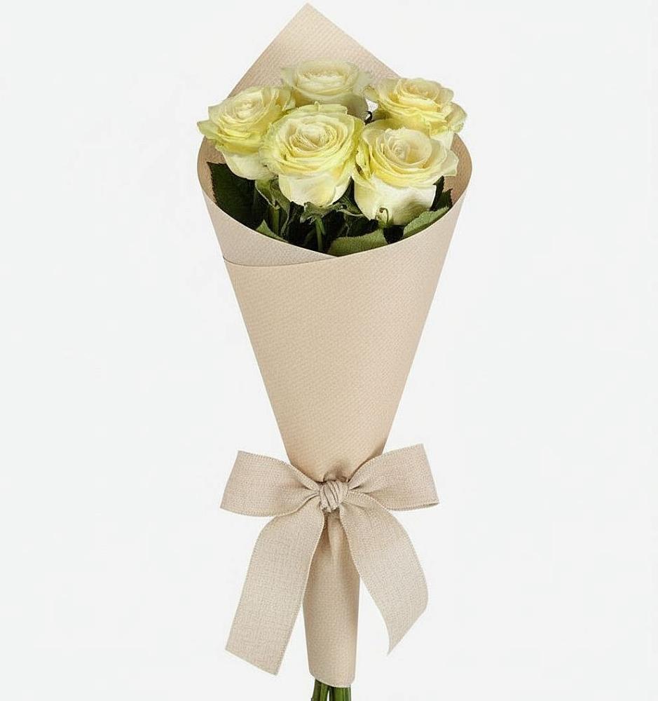 Букет цветов из: Розы в Протвино