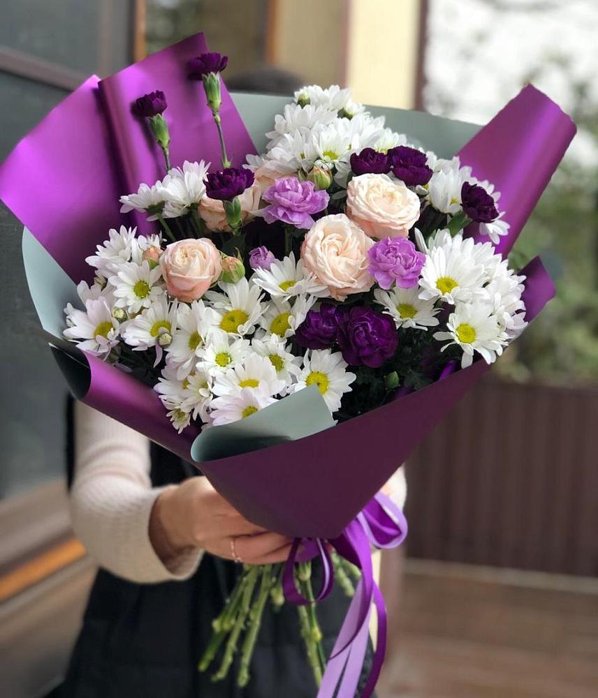 Букет цветов из: Хризантемы, Гвоздики и Розы в Протвино