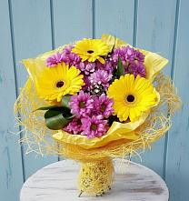 Букет цветов из:  Хризантемы и Герберы в Протвино