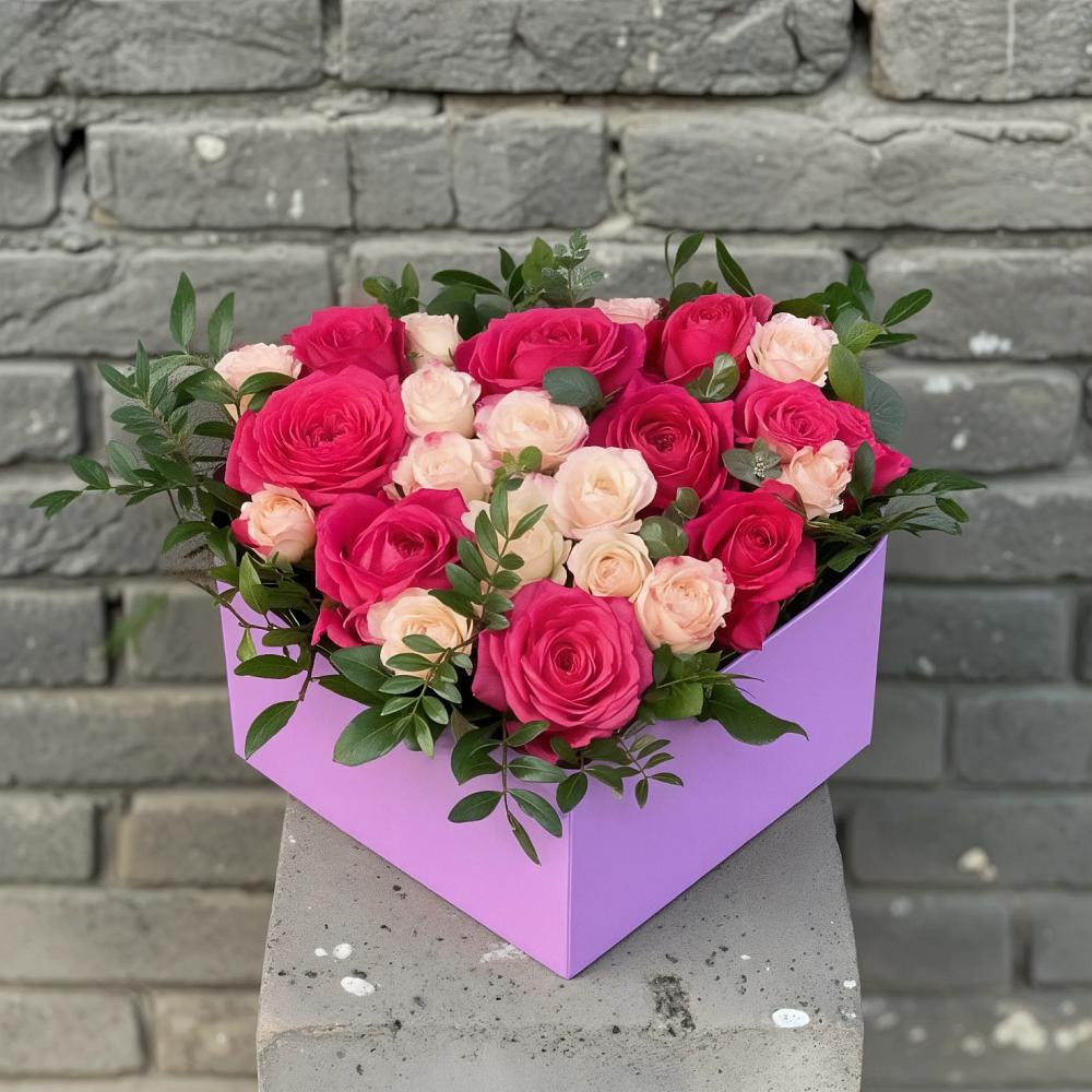 Цветочная композиция из Розы в коробке в Протвино