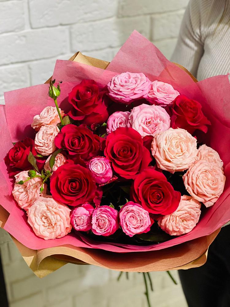 Букет цветов из: Розы в Протвино