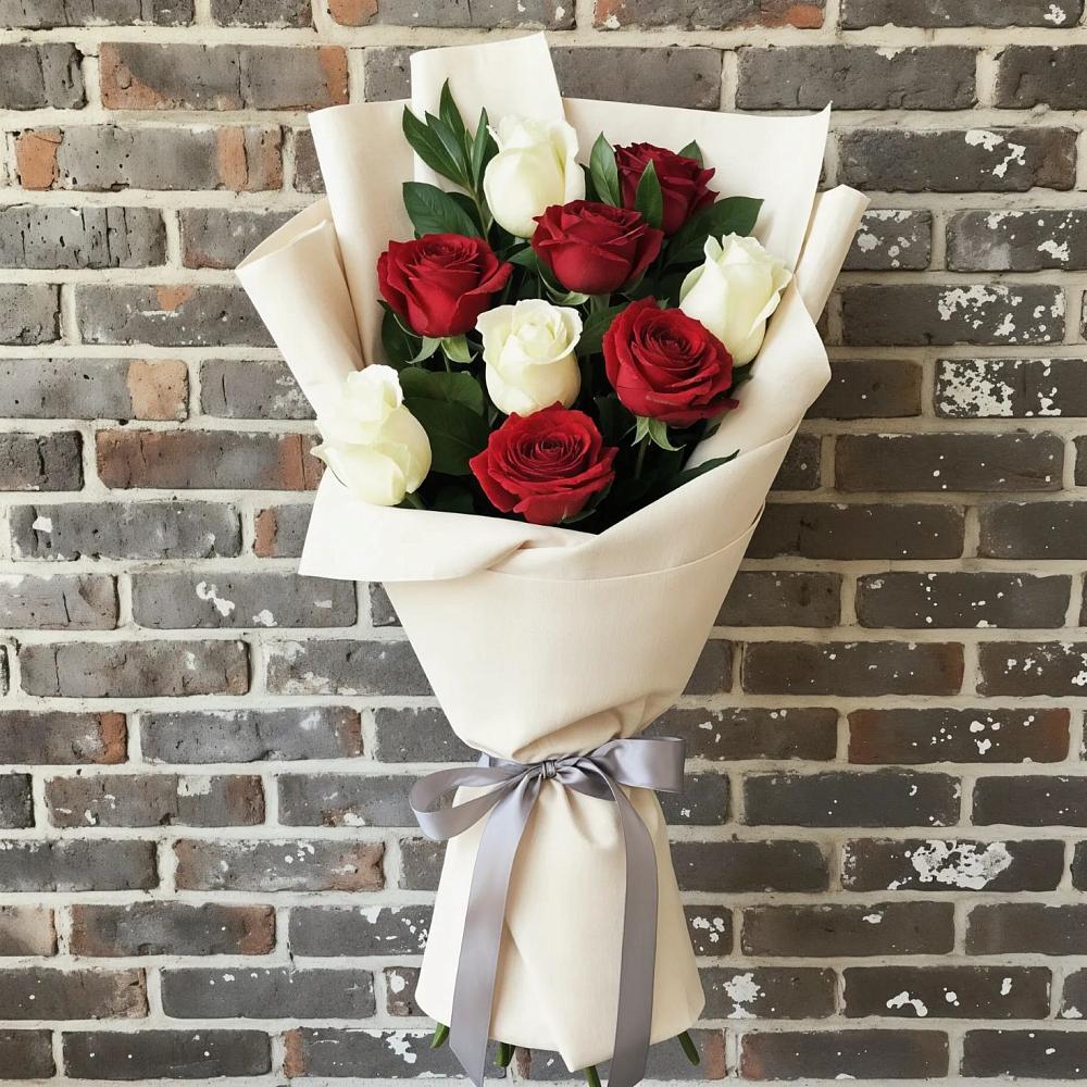 Букет цветов из: Розы в Протвино