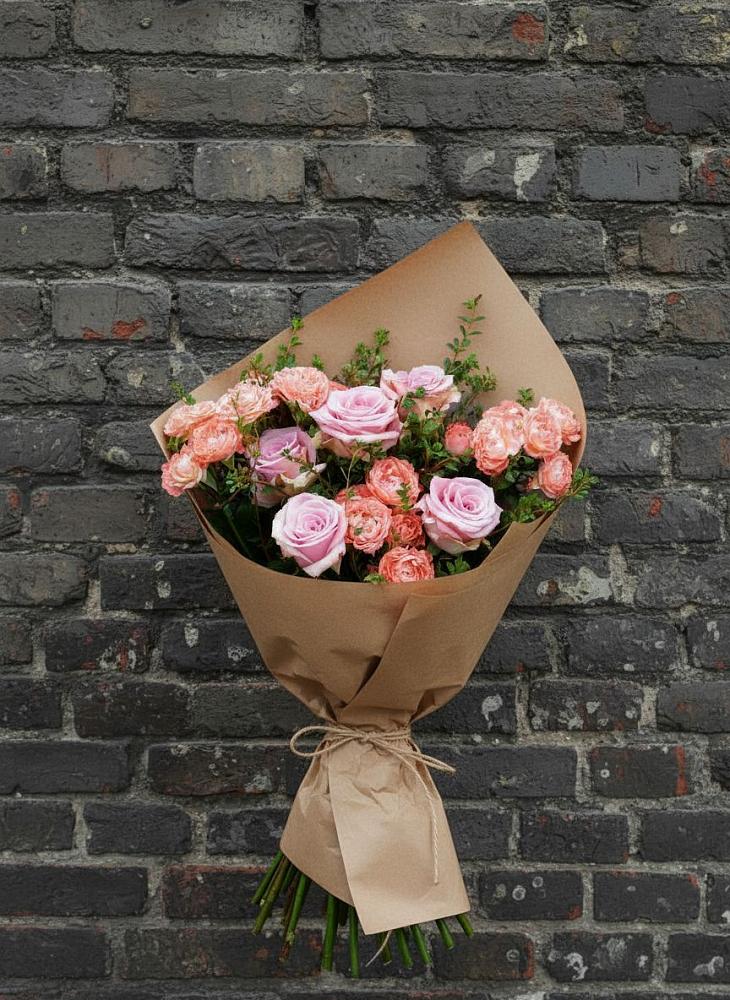 Букет цветов из: Розы в Протвино