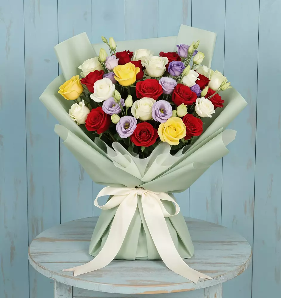 Букет цветов из: Розы в Протвино