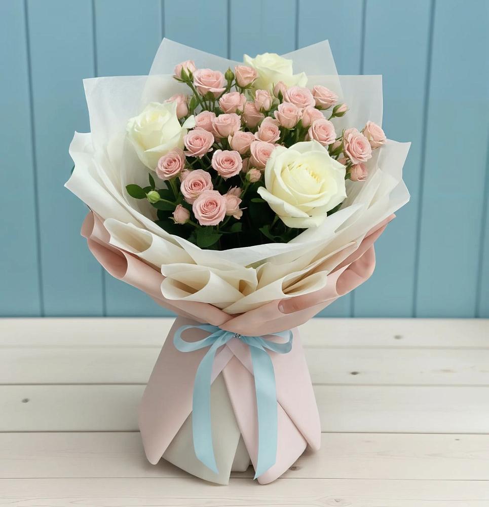 Букет цветов из: Розы в Протвино