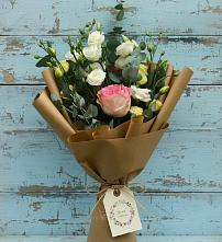 Букет цветов из:  Розы и Лизиантусы в Протвино