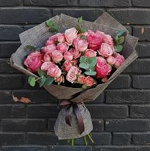 Букет цветов из:  Розы в Протвино